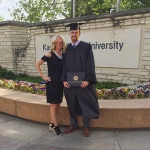 Meet your Posher, Carson